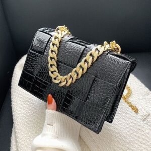 Verano Hill Crocodile Pattern Cross Body Bag Black with Gold Chain